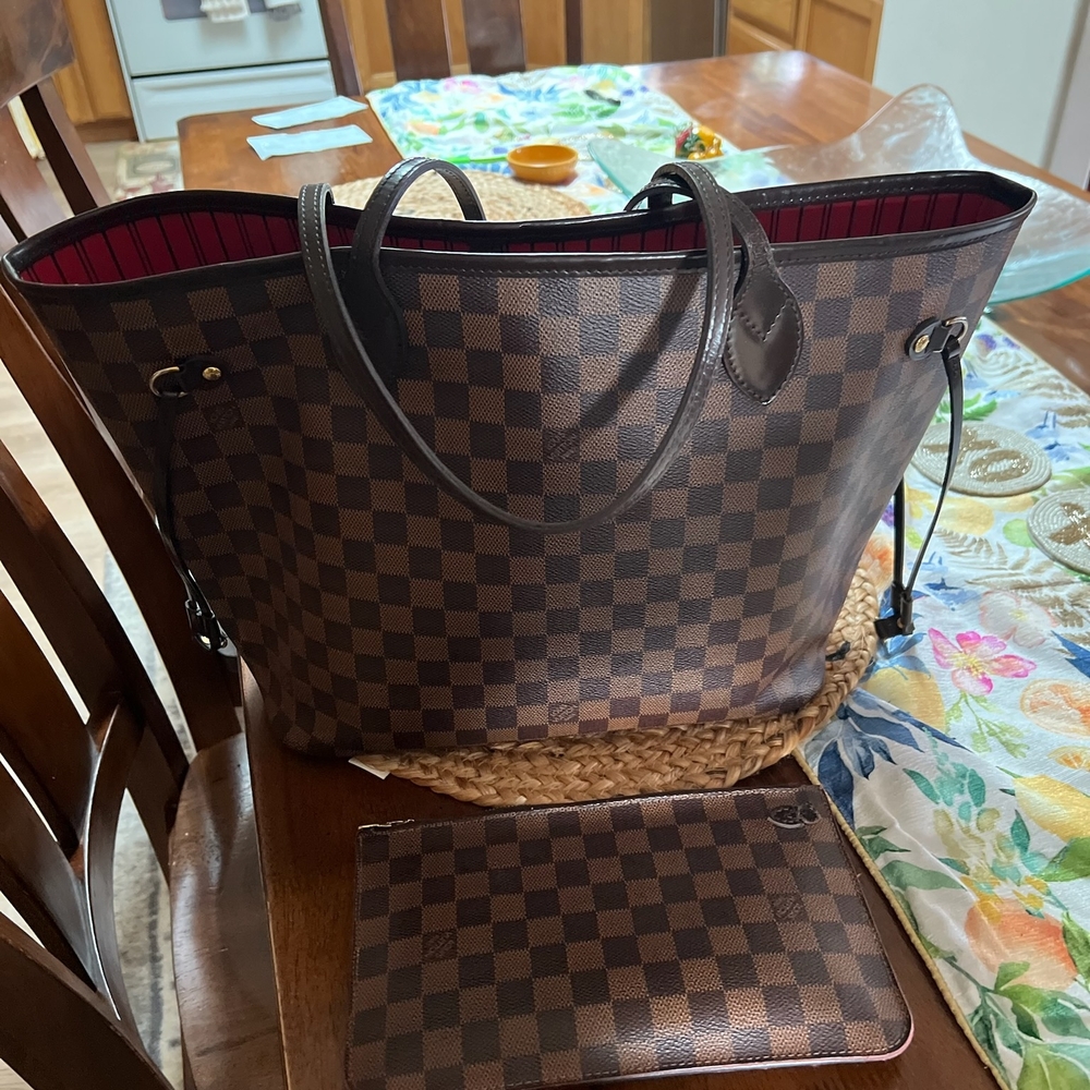 Elegant Brown Checkered Tote Bag